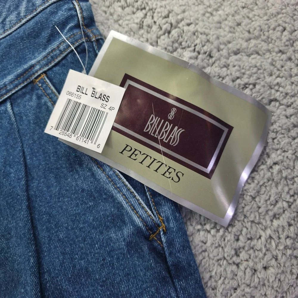 Vintage Bill Blass Petites High Waisted Pleated Tapered Jeans 4P New Moon 066155